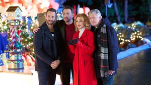 The Christmas House 2: Deck Those Halls's poster
