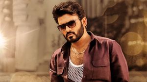 Nenu Meeku Baaga Kavalsinavaadini's poster