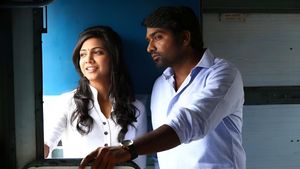 Kadhalum Kadandhu Pogum's poster