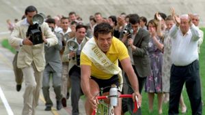 Bartali: The Iron Man's poster
