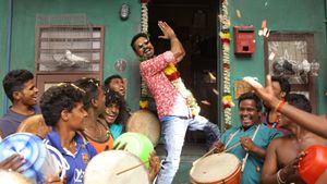 Maari's poster