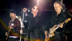 U2 - Live Under the Brooklyn Bridge's poster