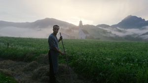 A Hidden Life's poster