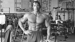 Pumping Iron's poster