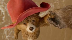 Paddington 2's poster