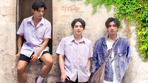 Tell the World I Love You's poster