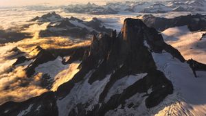 The Devil's Climb's poster