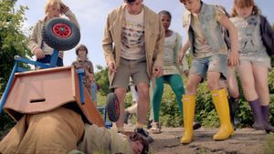 Mister Twister Goes Camping's poster
