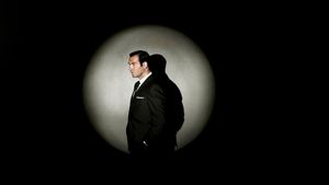 OSS 117: Cairo, Nest of Spies's poster
