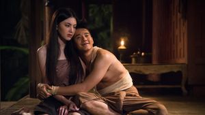 Pee Mak's poster