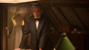 Phantom Thread's poster