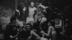 Funeral Parade of Roses's poster