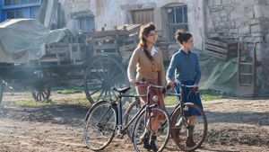 The Fantastic Journey of Margot & Marguerite's poster