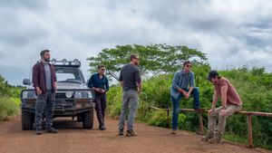 Triple Frontier's poster