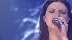 Laura Pausini: Live In Paris 05's poster