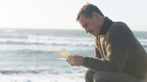The Light Between Oceans's poster