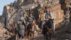 12 Strong's poster
