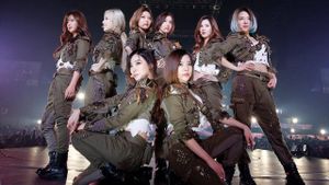 Girls' Generation Phantasia in Japan's poster