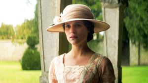 Testament of Youth's poster