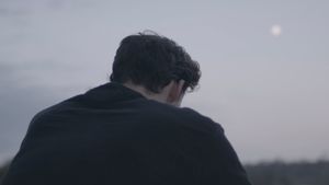 Everything is Temporary's poster