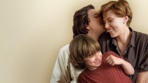 Marriage Story's poster