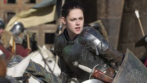 Snow White and the Huntsman's poster
