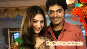 Thottal Poo Malarum's poster