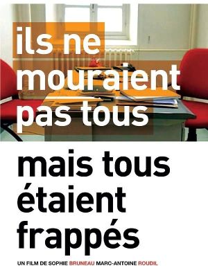 Ils ne mouraient pas tous mais tous étaient frappés's poster