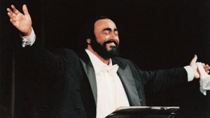 Pavarotti's poster