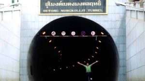 Baytong's poster