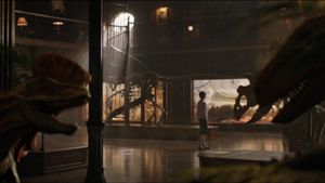 Jurassic World: Fallen Kingdom's poster