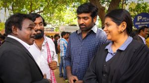 Aandavan Kattalai's poster