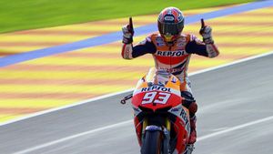 Hitting the Apex's poster