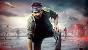 Mazhai Pidikatha Manithan's poster