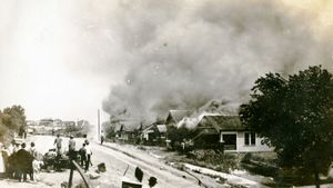 Dreamland: The Burning of Black Wall Street's poster
