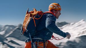 Race to the Summit's poster