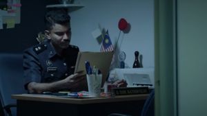 Athigaari's poster