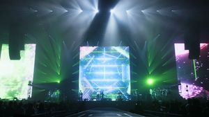 RADWIMPS - FOREVER IN THE DAZE TOUR 2021-2022's poster