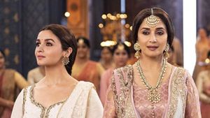 Kalank's poster