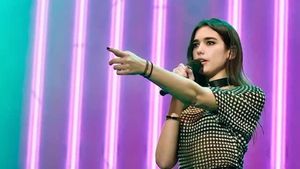 Dua Lipa: Elevating's poster