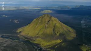 Iceland: The Quest for Origins's poster