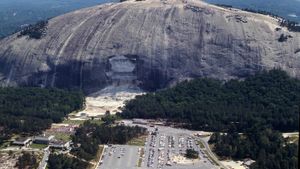 Monument: The Untold Story of Stone Mountain's poster