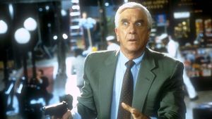 Naked Gun 33 1/3: The Final Insult's poster
