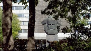 Karl Marx und seine Erben's poster