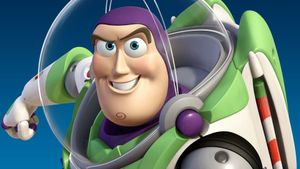 Buzz Lightyear of Star Command: The Adventure Begins's poster