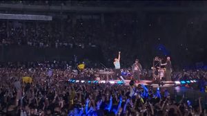 Coldplay - Live In Ahmedabad's poster