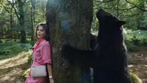 Cocaine Bear's poster