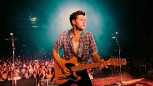 Niall Horan: Flicker World Tour's poster