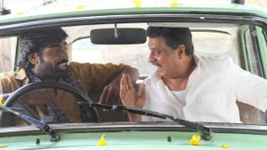 Pannaiyarum Padminiyum's poster