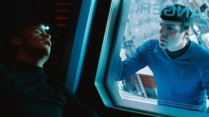 Star Trek Into Darkness's poster